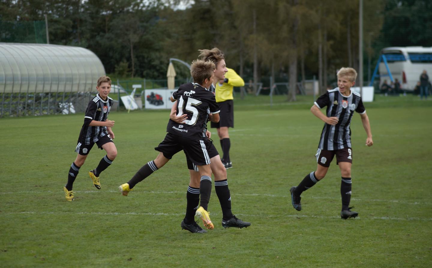 MFK Karviná - MFK Karviná U17 - SK Slavia Praha U17 2:1